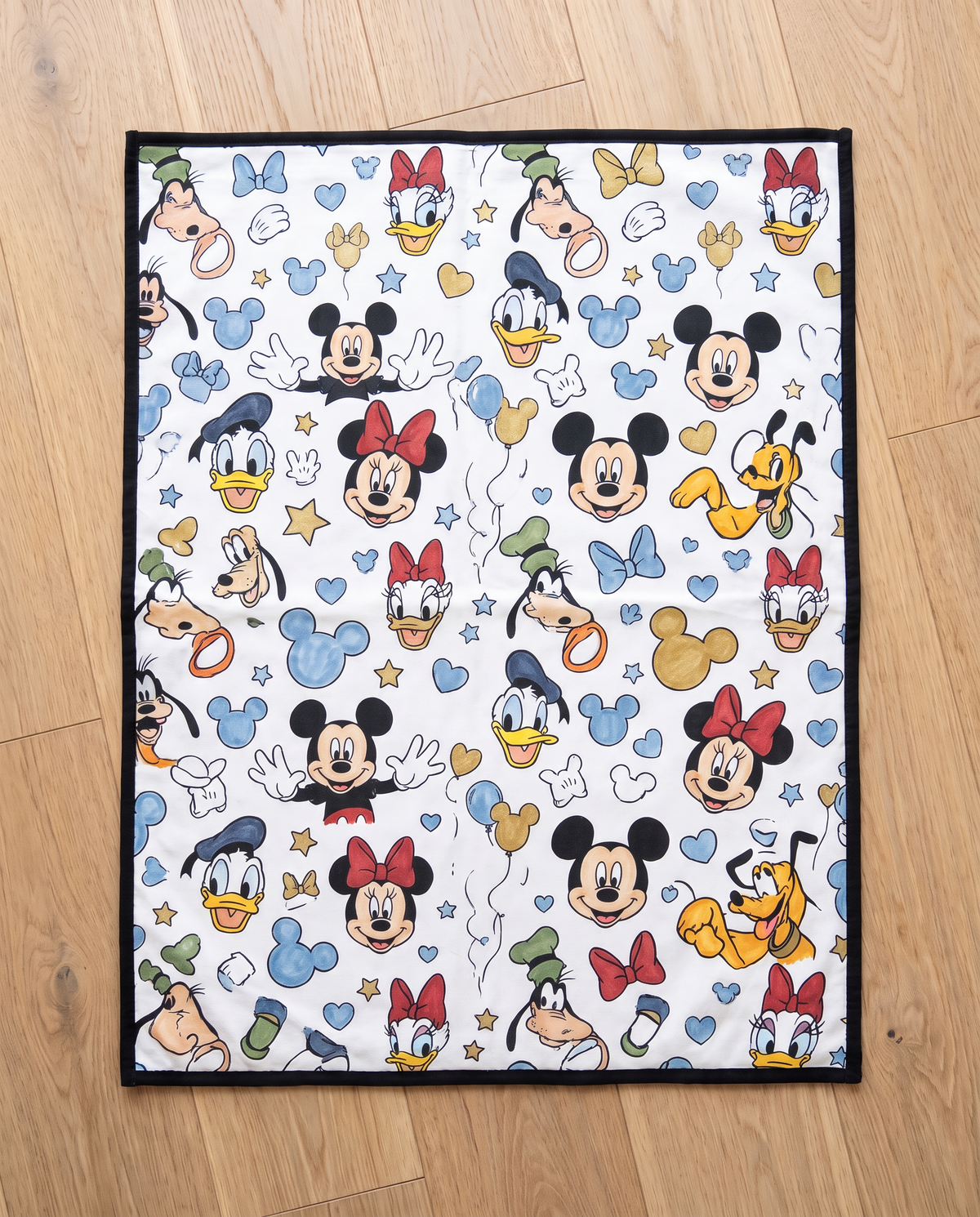 Magical Coloring Blanket – Enchanted Character Collection